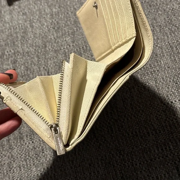 Burberry with COA Beige and Black Checkered Wallet authentic - Picture 11 of 14